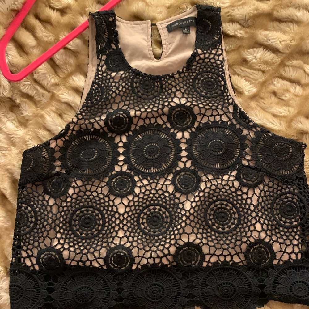 Crop high neck